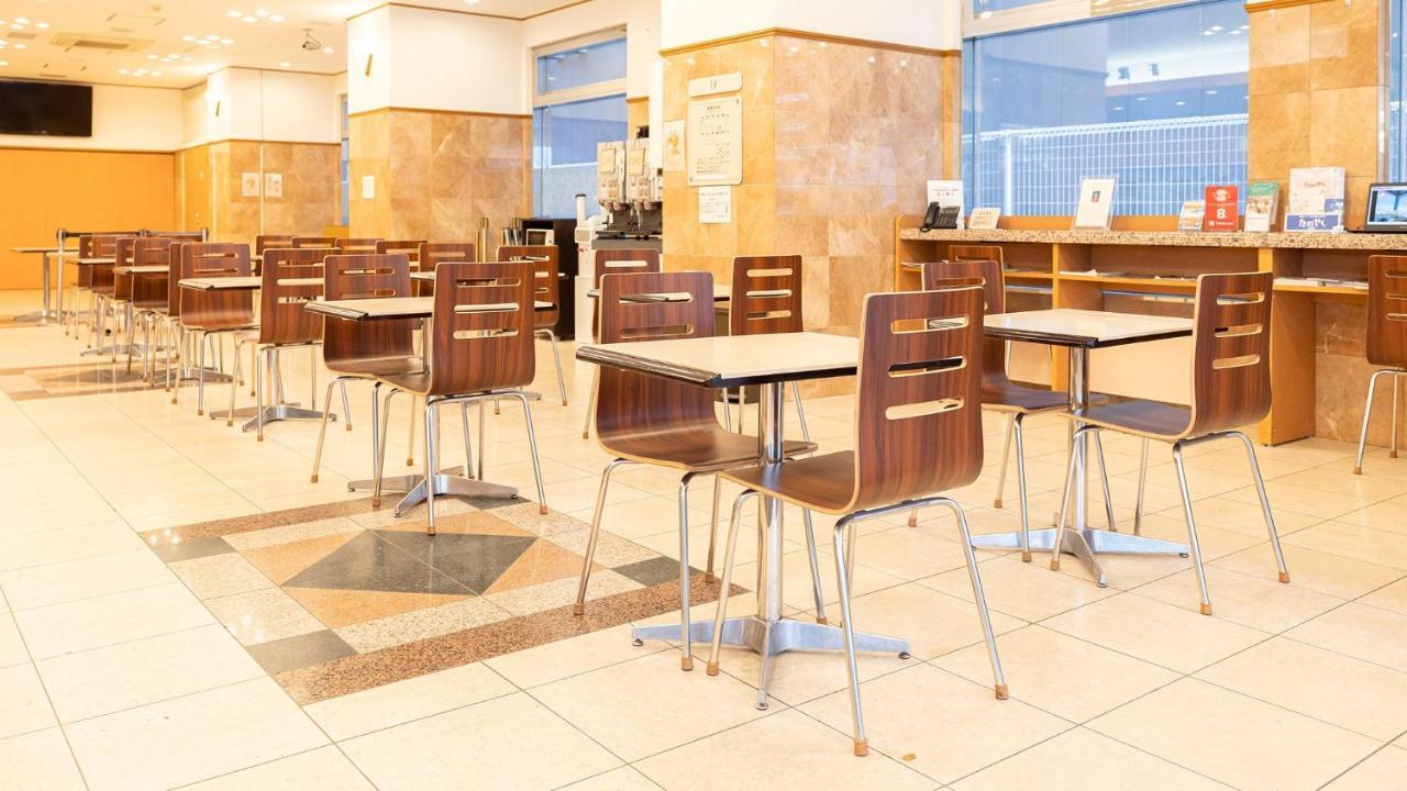 Toyoko Inn Hokkaido Sapporo-Eki Kita-Guchi Exteriör bild