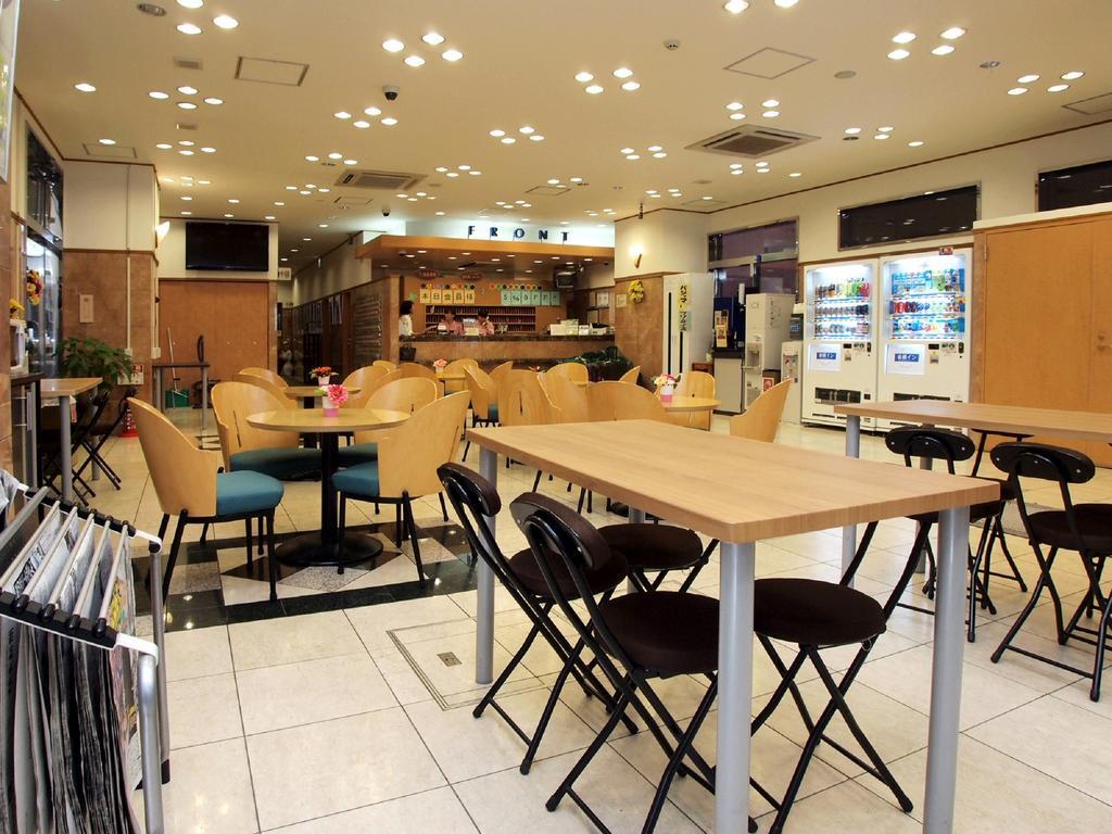 Toyoko Inn Hokkaido Sapporo-Eki Kita-Guchi Exteriör bild